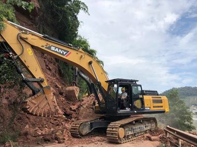 雅安市雨城区建筑施工单位荣获省级殊荣 展现卓越工程建设实力